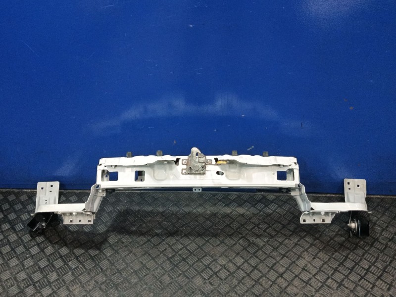 Recambio de travesaño delantero superior para fiat doblo cargo (263_) 1.3 d multijet referencia OEM IAM   