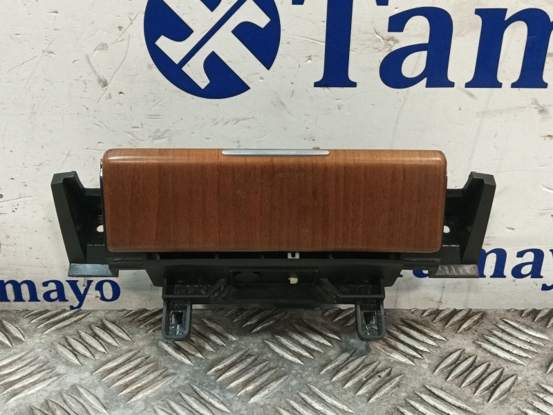 Recambio de cenicero para land rover discovery iv (l319) 3.0 sdv6 4x4 referencia OEM IAM AH22048A02A  