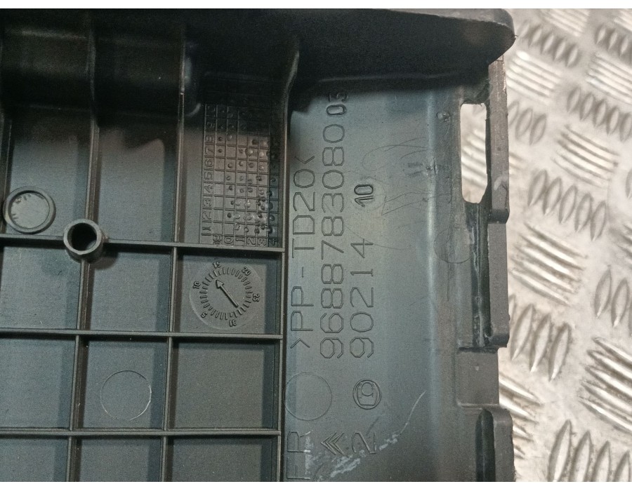 Recambio de soporte bateria para citroën c3 ii (sc_) 1.6 bluehdi 75 referencia OEM IAM 968878308003  