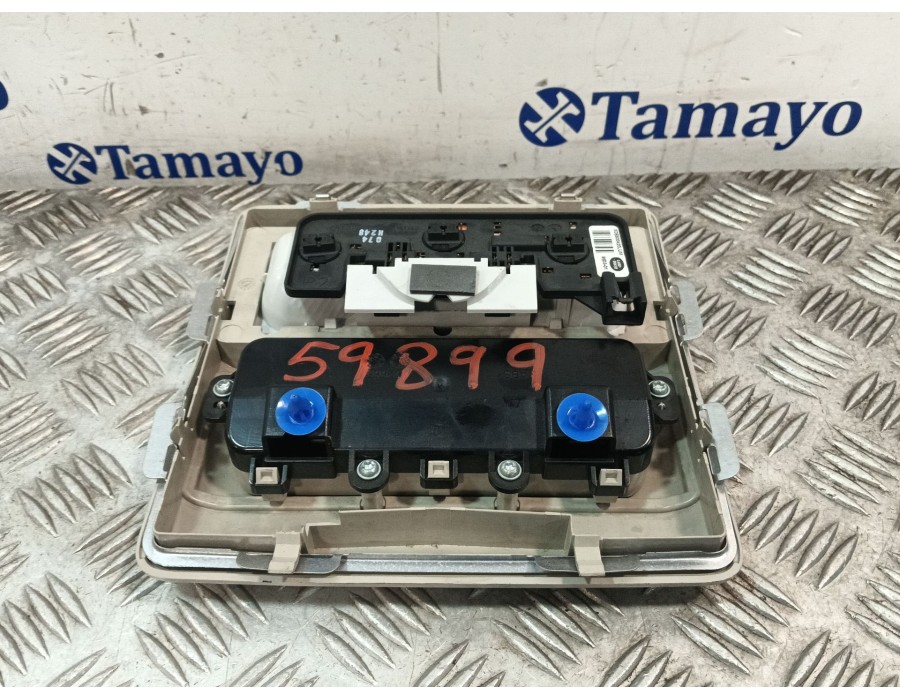 Recambio de luz interior para land rover discovery iv (l319) 3.0 sdv6 4x4 referencia OEM IAM XDE500420LUM  