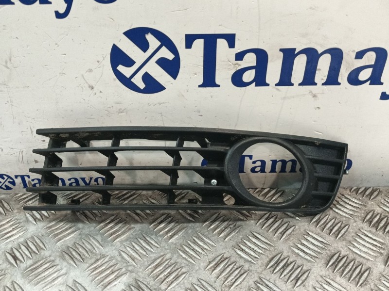Recambio de rejilla paragolpes izquierda para audi a4 berlina (8e) referencia OEM IAM   