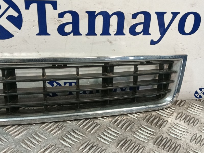 Recambio de rejilla paragolpes central para audi a4 berlina (8e) referencia OEM IAM   