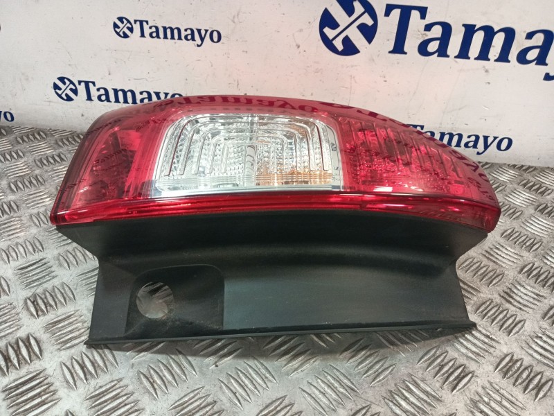 Recambio de piloto trasero izquierdo para dacia logan ii tce 90 referencia OEM IAM 265551978R  