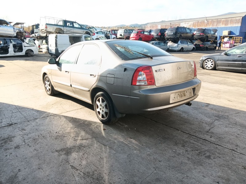 kia shuma ii (fb) del año 2003