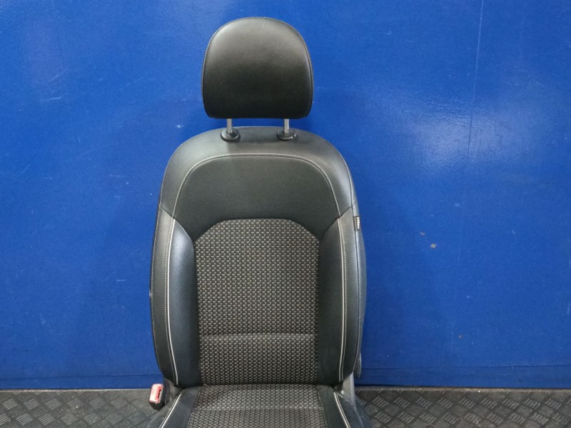 Recambio de asiento delantero izquierdo para kia xceed (cd) 1.6 gdi hybrid referencia OEM IAM AH229F836AB  