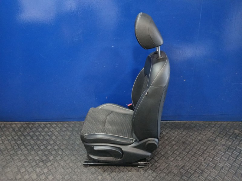 Recambio de asiento delantero izquierdo para kia xceed (cd) 1.6 gdi hybrid referencia OEM IAM AH229F836AB  