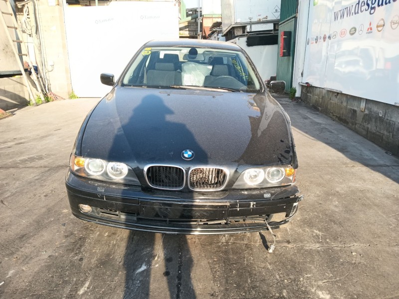 bmw 5 (e39) del año 2003