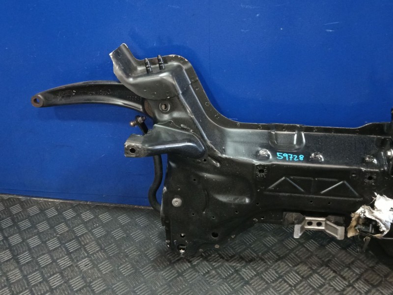 Recambio de puente delantero para peugeot 3008 i monospace (0u_) 1.6 hdi referencia OEM IAM 741D13109  