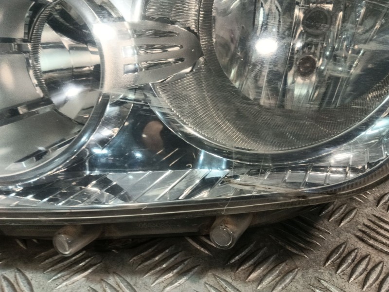 Recambio de faro izquierdo para dacia duster (hs_) 1.5 dci 4x4 (hsmc, hsmd) referencia OEM IAM 2606000069R  
