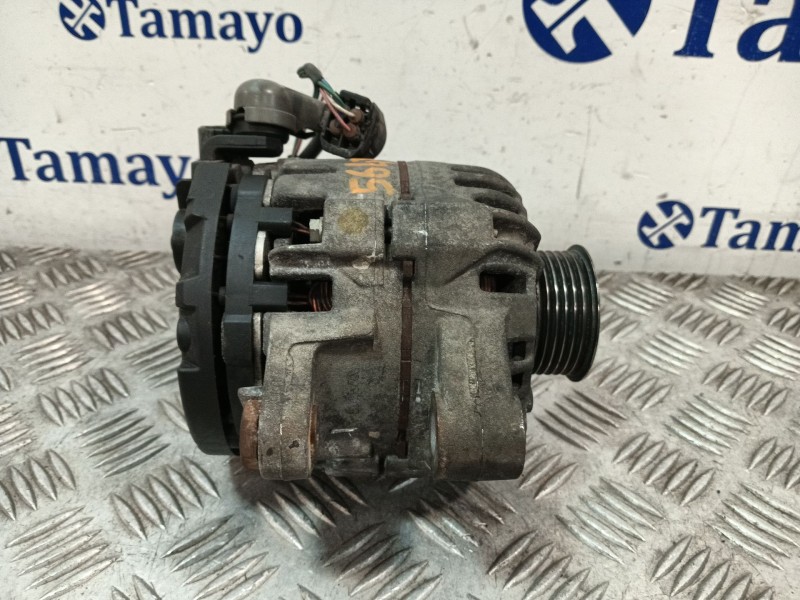 Recambio de alternador para toyota yaris (ksp9/scp9/nlp9) 1.3 cat referencia OEM IAM 270600J051  
