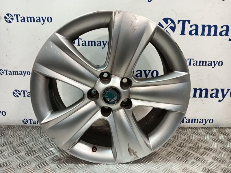 Recambio de llanta para skoda yeti (5l) 1.2 tsi referencia OEM IAM 5L0601025B  