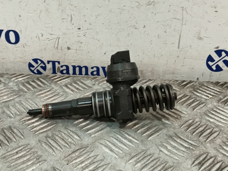 Recambio de inyector para volkswagen polo iv (9n_, 9a_) 1.4 tdi referencia OEM IAM 045130073T 0414720035 