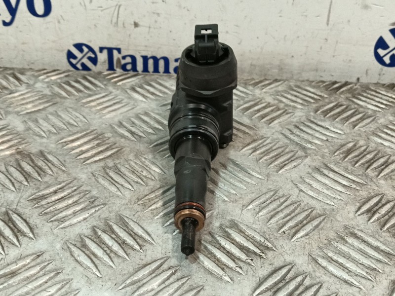 Recambio de inyector para volkswagen polo iv (9n_, 9a_) 1.4 tdi referencia OEM IAM 045130073T 0414720035 