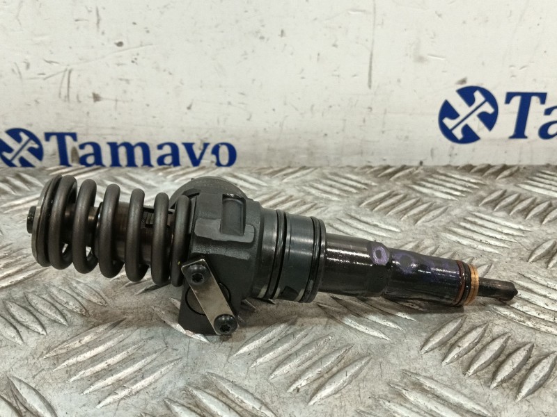 Recambio de inyector para volkswagen polo iv (9n_, 9a_) 1.4 tdi referencia OEM IAM 045130073T 0414720035 
