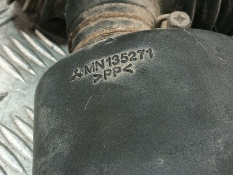 Recambio de tubo para mitsubishi outlander (cu0w) 2.0 cat referencia OEM IAM MR258240 MN135383 