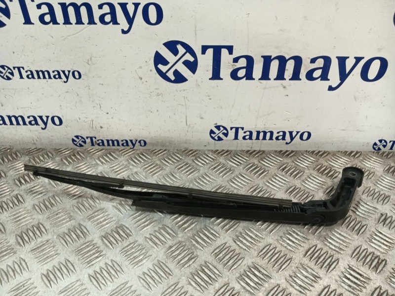 Recambio de brazo limpia trasero para land rover discovery iv (l319) 3.0 sdv6 4x4 referencia OEM IAM DKB500690  