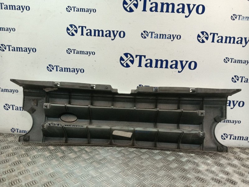 Recambio de rejilla paragolpes delantero para land rover discovery iii (l319) 2.7 td 4x4 referencia OEM IAM DHB000274XXX  