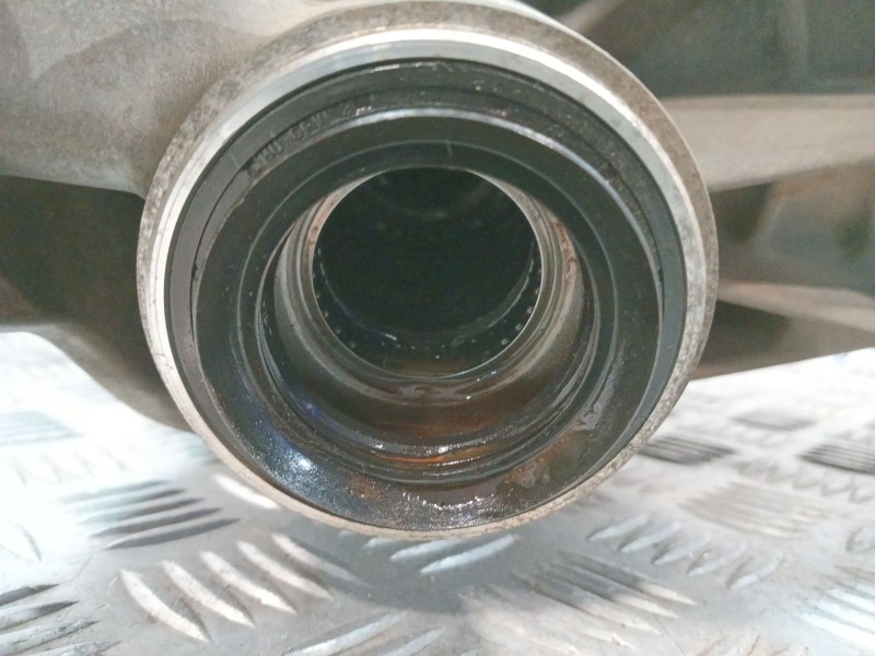 Recambio de diferencial trasero para land rover discovery iv (l319) 3.0 sdv6 4x4 referencia OEM IAM CH224W063AB 97722097008 