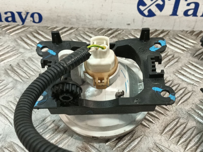 Recambio de faro antiniebla izquierdo para citroën c3 ii (sc_) 1.6 bluehdi 75 referencia OEM IAM 9685425280  