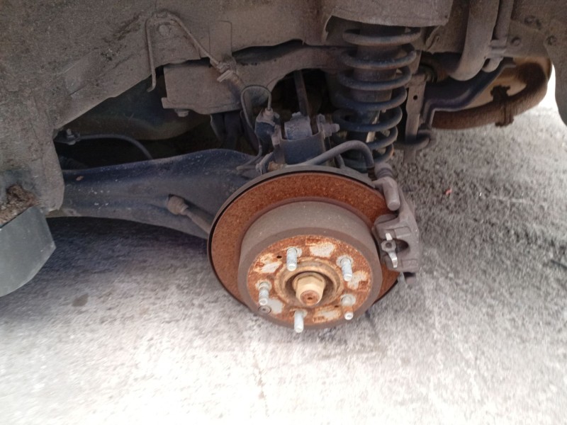 Recambio de mangueta trasera izquierda para mitsubishi outlander (cu0w) 2.0 cat referencia OEM IAM   