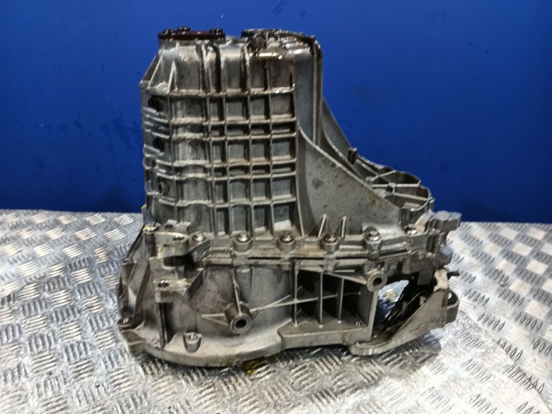 Recambio de caja cambios para ford focus c-max (dm2) 1.6 tdci referencia OEM IAM 6M5R7002YC  