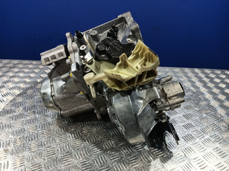 Recambio de caja cambios para citroën c3 ii (sc_) 1.6 bluehdi 75 referencia OEM IAM 20ET31  