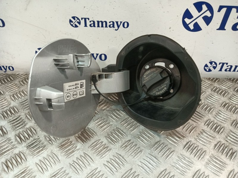 Recambio de tapa exterior combustible para hyundai ioniq (ae) 1.6 gdi hybrid referencia OEM IAM 69513G2000 69510G2000 