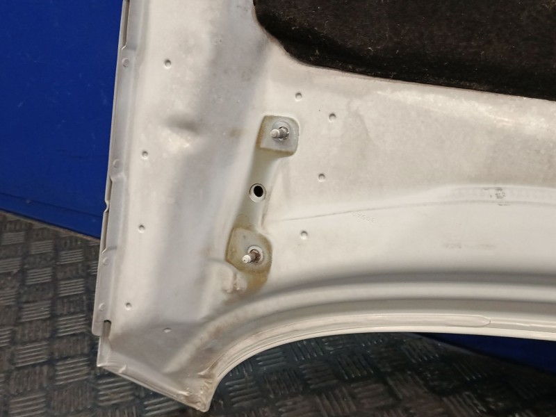 Recambio de capot para opel insignia berlina 2.0 cdti cat referencia OEM IAM   