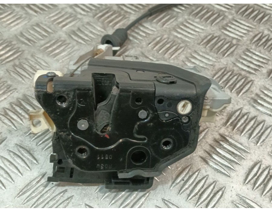 Recambio de cerradura puerta trasera derecha para volkswagen passat b7 variant (365) 2.0 tdi referencia OEM IAM 3C4839016A  
