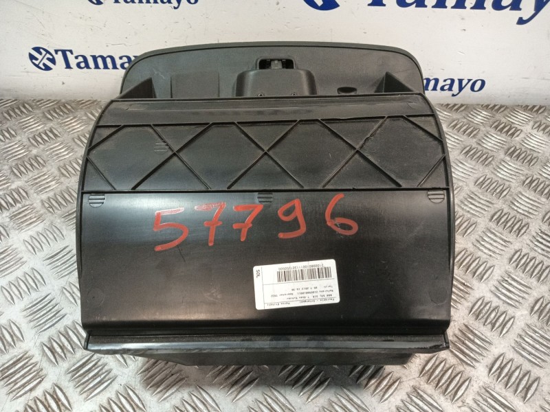 Recambio de guantera para renault clio iv referencia OEM IAM 681087227R 11136218X 