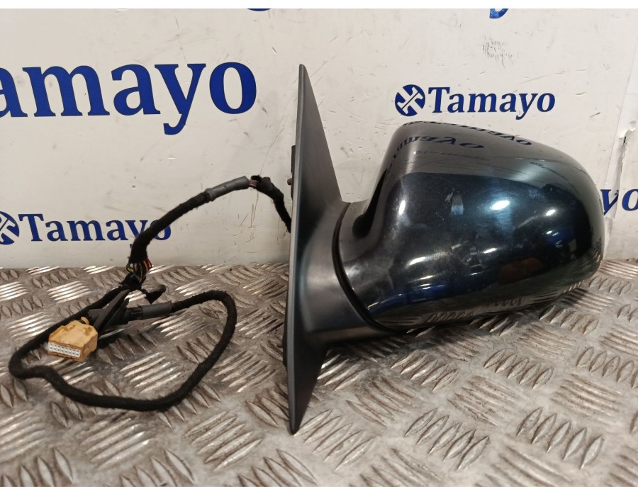 Recambio de retrovisor izquierdo para audi a8 d3 (4e2, 4e8) 4.2 tdi quattro referencia OEM IAM A2521401  