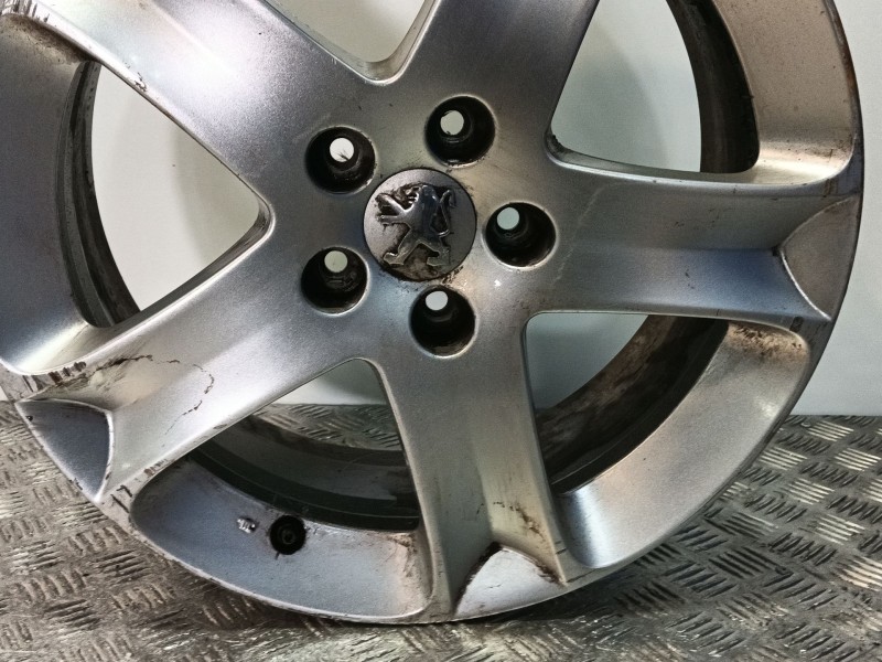 Recambio de llanta para peugeot 407 sw (6e_, 6d_) 2.0 hdi 135 referencia OEM IAM   