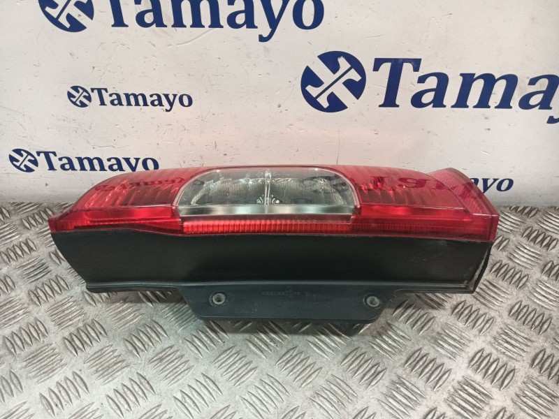 Recambio de piloto trasero derecho para fiat qubo (225_) 1.4 (225axa1a, 225cxa1a) referencia OEM IAM 01391432080  