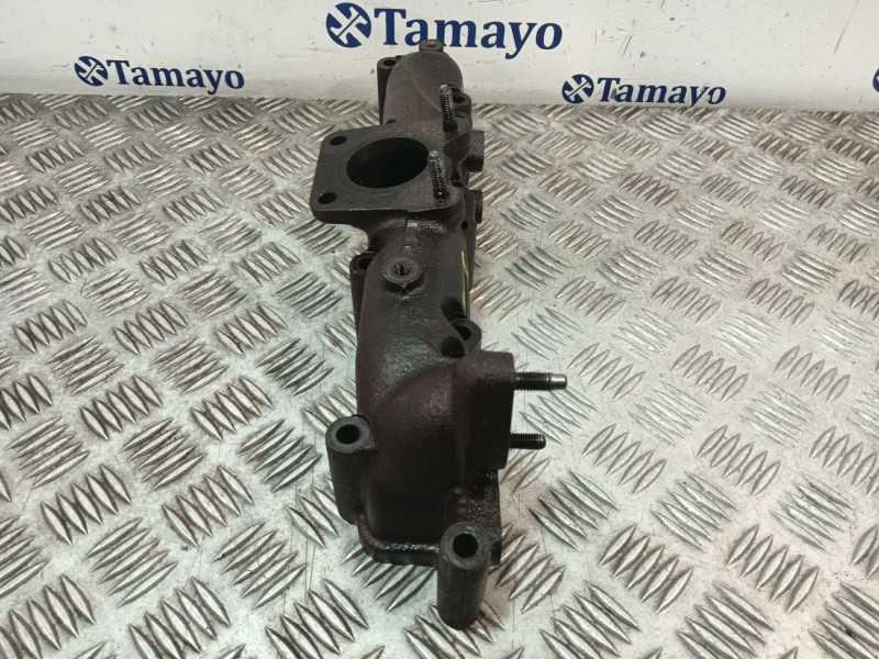 Recambio de colector escape para kia carnival referencia OEM IAM VGT  