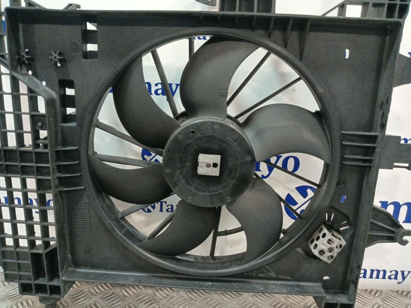 Recambio de electroventilador para dacia duster 1.6 16v cat referencia OEM IAM 8200880555B 5020621 