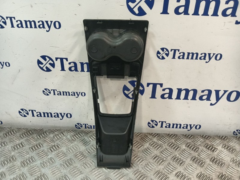 Recambio de consola central para seat ibiza iv (6j5, 6p1) 1.6 tdi referencia OEM IAM 6J0858331  