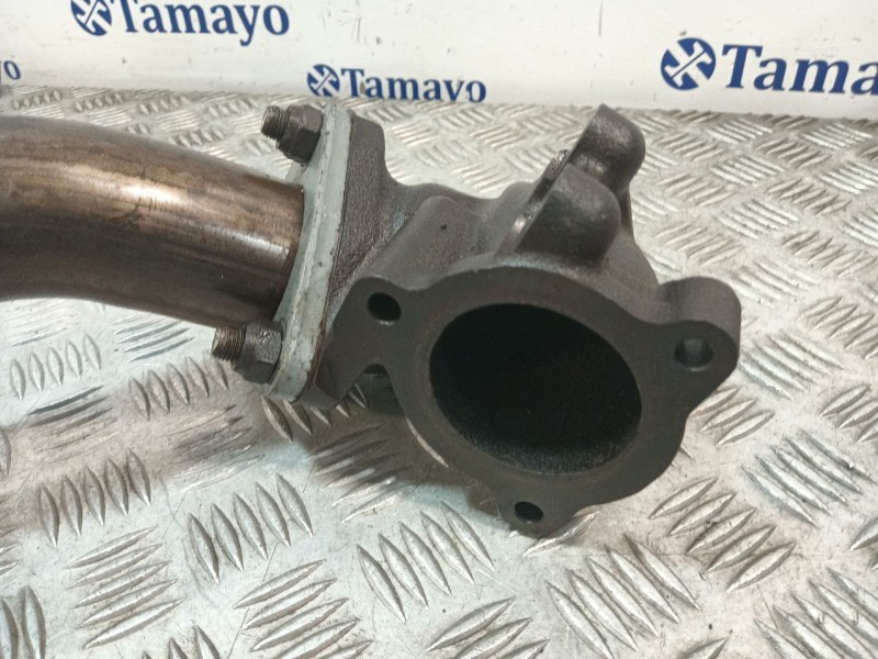 Recambio de tubo escape delantero para kia carnival referencia OEM IAM   