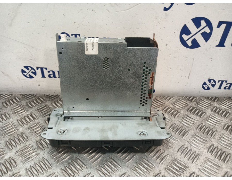Recambio de sistema audio / radio cd para seat ibiza iv (6j5, 6p1) 1.6 tdi referencia OEM IAM 6J0035153  