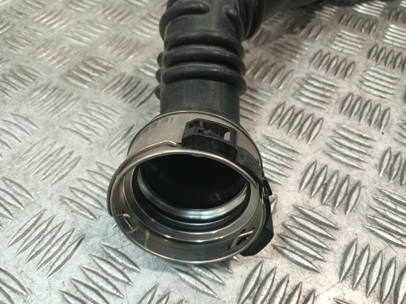 Recambio de tubo intercooler para land rover discovery iii (l319) 2.7 td 4x4 referencia OEM IAM 282602M400  
