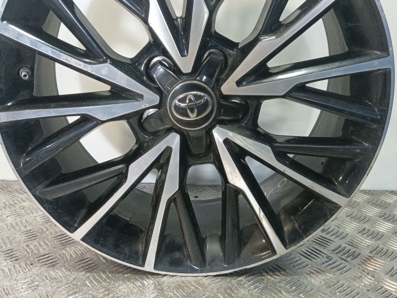 Recambio de llanta para toyota c-hr (_x1_) 1.8 hybrid (zyx10_, zyx11_) referencia OEM IAM PW45710000  