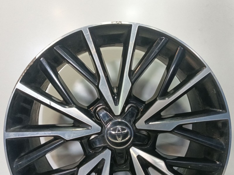 Recambio de llanta para toyota c-hr (_x1_) 1.8 hybrid (zyx10_, zyx11_) referencia OEM IAM PW45710000  