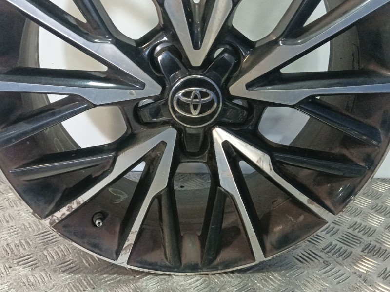 Recambio de llanta para toyota c-hr (_x1_) 1.8 hybrid (zyx10_, zyx11_) referencia OEM IAM PW45710000  