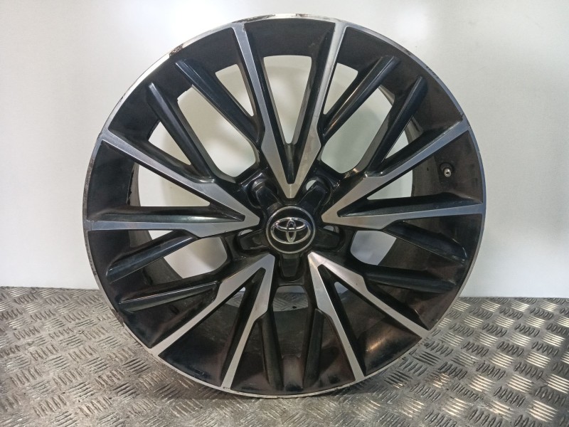 Recambio de llanta para toyota c-hr (_x1_) 1.8 hybrid (zyx10_, zyx11_) referencia OEM IAM PW45710000  
