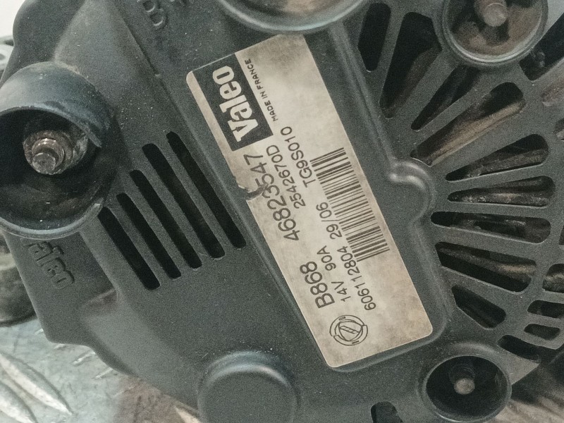 Recambio de alternador para fiat doblo furgoneta/monovolumen (223_) 1.3 d multijet referencia OEM IAM 46823547 2542670D 