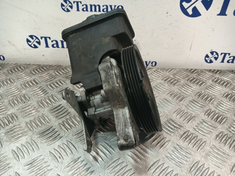 Recambio de bomba direccion para bmw 5 (e39) 530 d referencia OEM IAM 1928100271  