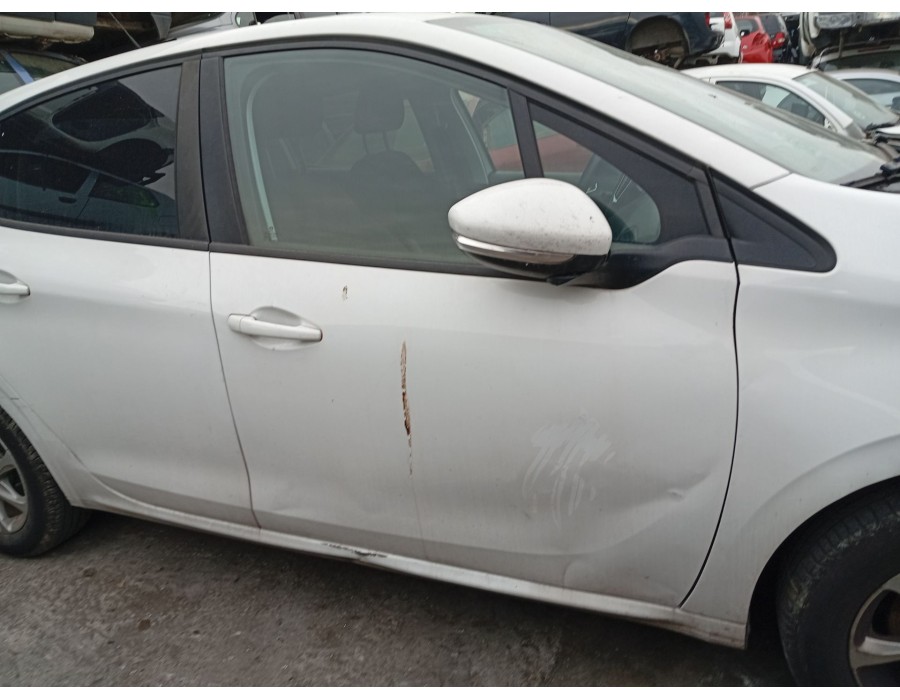 Recambio de puerta delantera derecha para peugeot 208 i (ca_, cc_) 1.2 vti 82 referencia OEM IAM 9807820680  