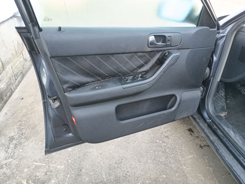 audi a3 (8l1) del año 2001