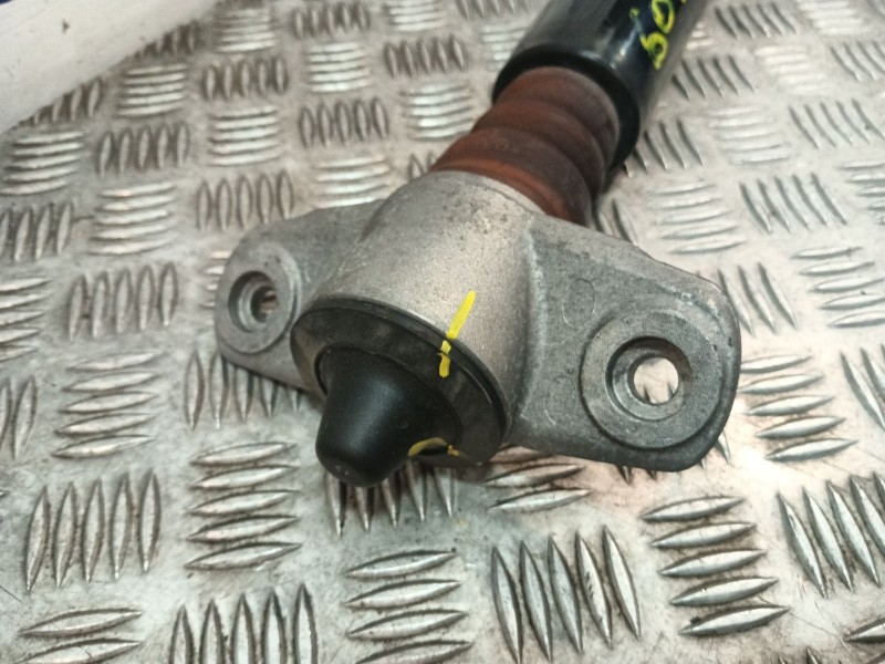 Recambio de amortiguador trasero derecho para kia xceed (cd) 1.6 gdi hybrid referencia OEM IAM 55300CARB0  
