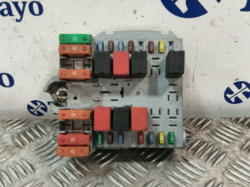 Recambio de caja reles / fusibles para fiat ducato furgon electrico - micro vett referencia OEM IAM 1349944080 A22311909 