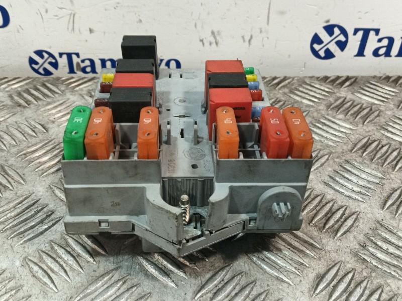Recambio de caja reles / fusibles para fiat ducato furgon electrico - micro vett referencia OEM IAM 1349944080 A22311909 